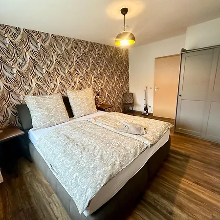 Zum Orangenen Eichhoernchen Apartment